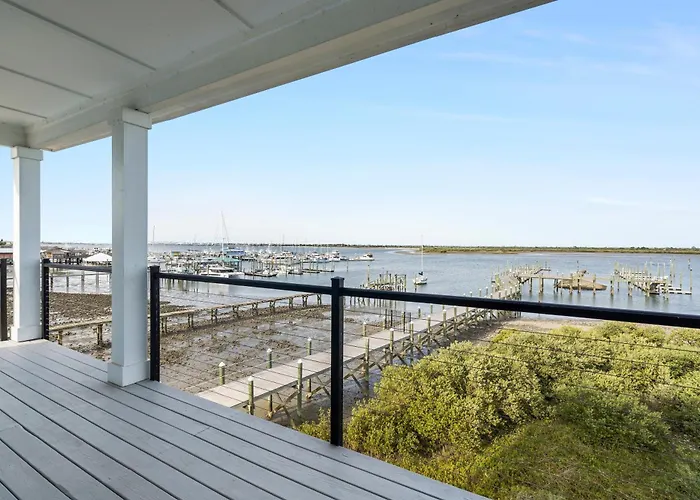 Conch Island-Pool, Beach, Dock St. Augustine